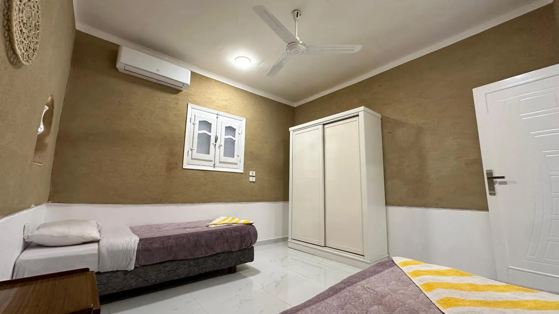 Tuya House Luxor Villa 0*,