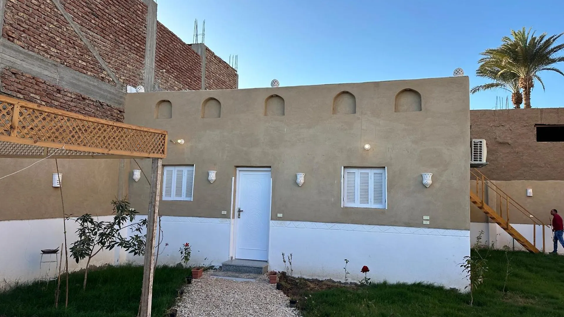 Tuya House Luxor Villa